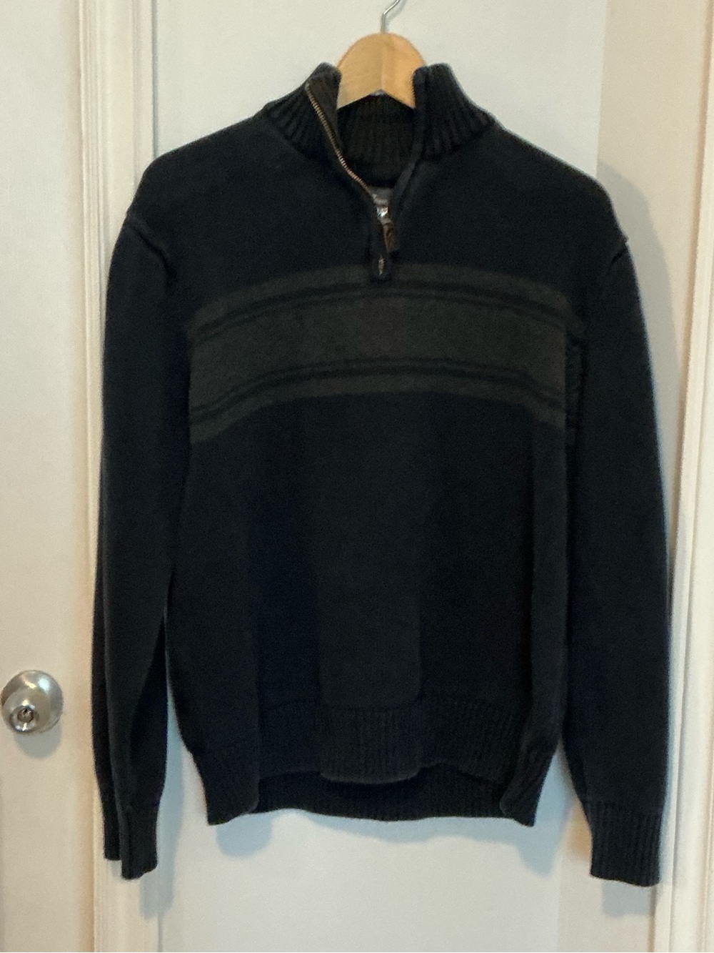Men's Half-Zip Eddie Bauer Sweater with Subtle Stripe